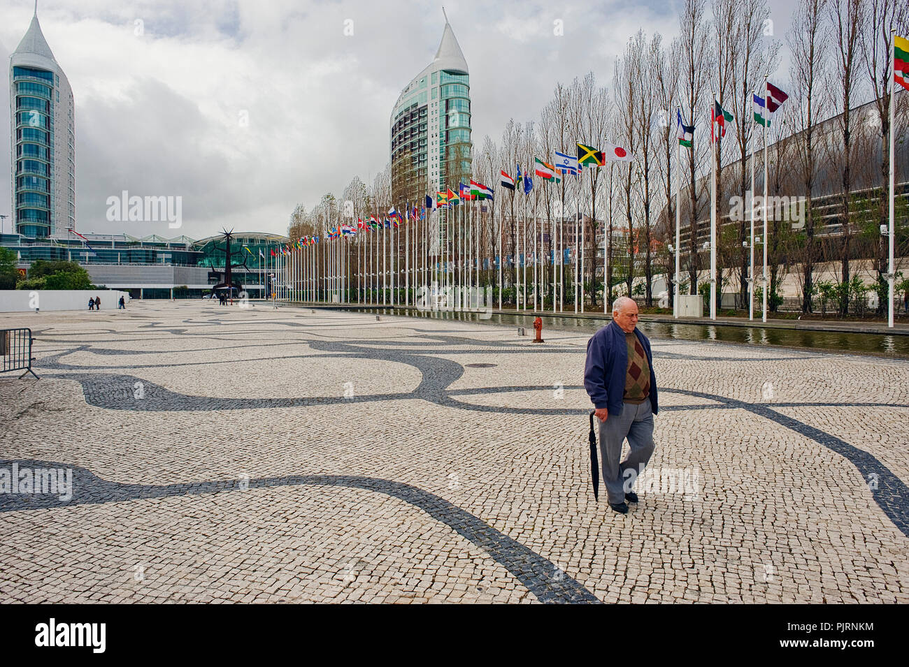 Lissabon Expo 1998, Parque das Nações, Fernando Conduto wurde durch die "Hohe See" - eine wellige Motiv aus dem Anfang des Jahrhunderts inspiriert Stockfoto