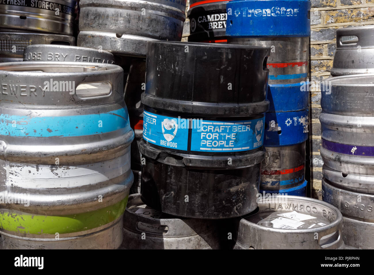 Britisches Bier Fässer Stockfoto
