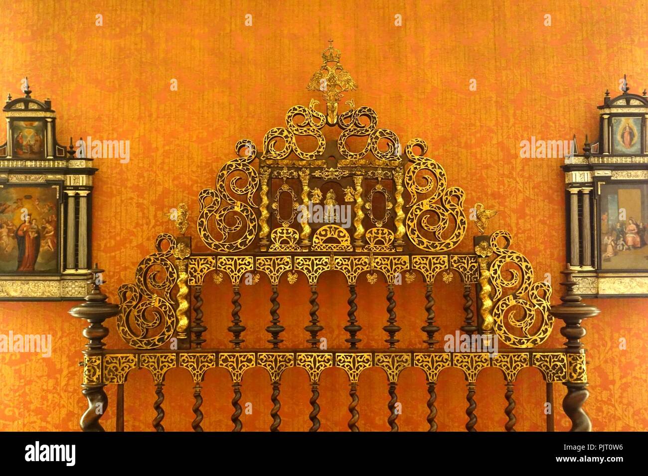 Bett, portugiesischen Stil aus Portugal oder Salamanca, 1650-1700 AD, lignum vitae und Bronze - Museo Nacional de Artes Decorativas - Madrid, Spanien - Stockfoto