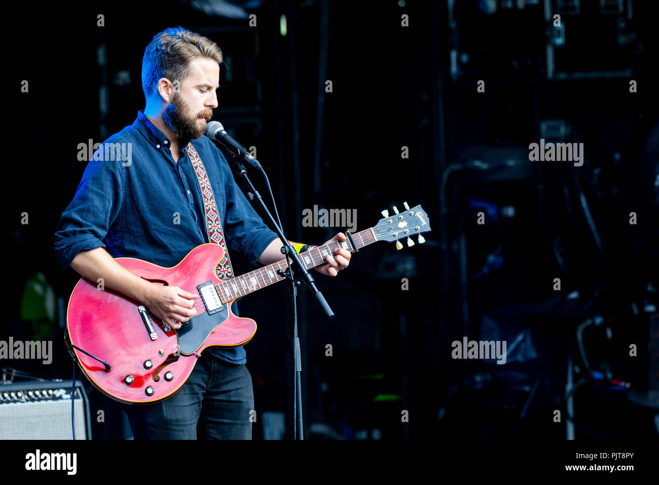 Tom Williams live auf der letzten überhaupt Festival Nummer 6 in Portmeirion, Wales Stockfoto