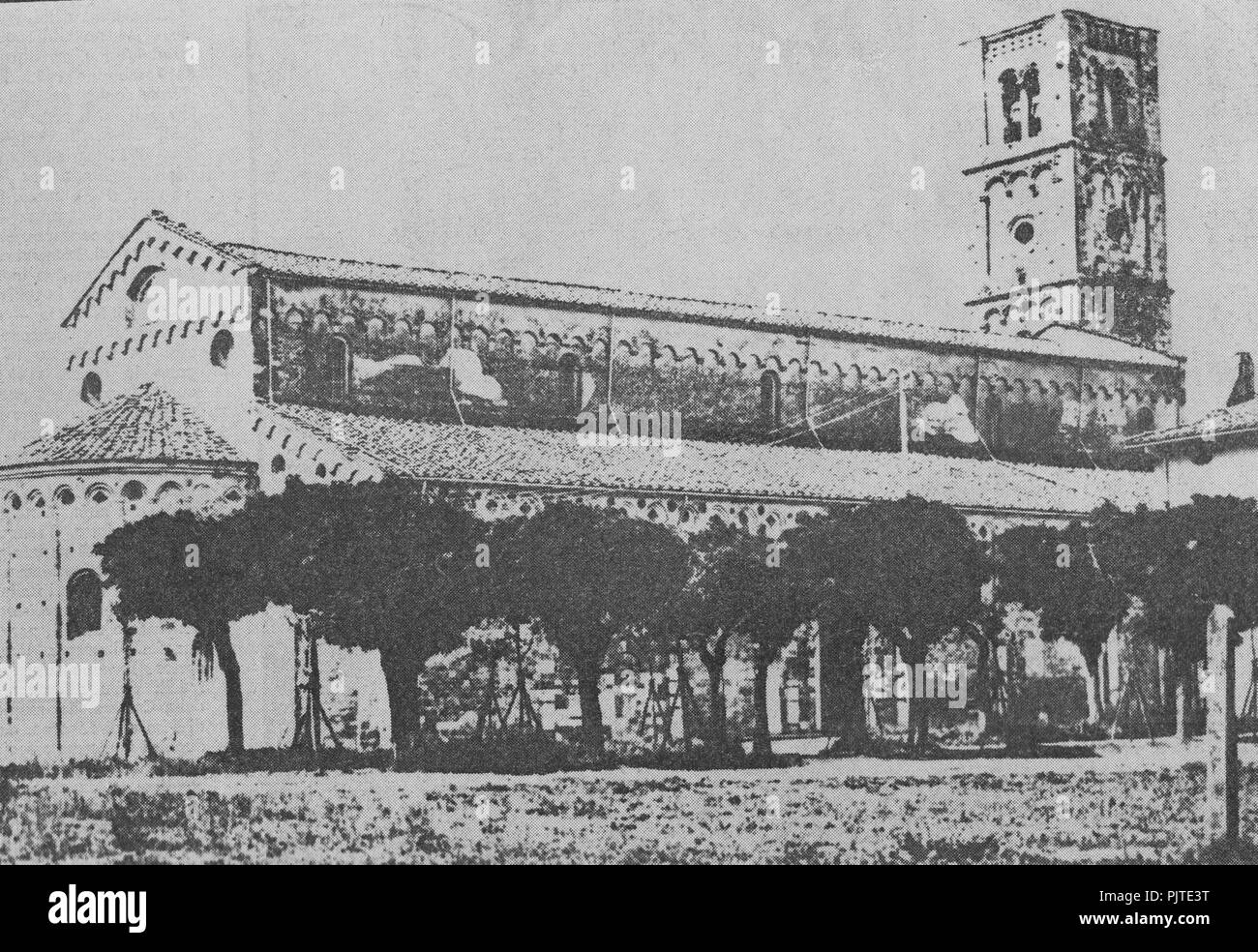 Basilika San Piero con Campanile. Stockfoto