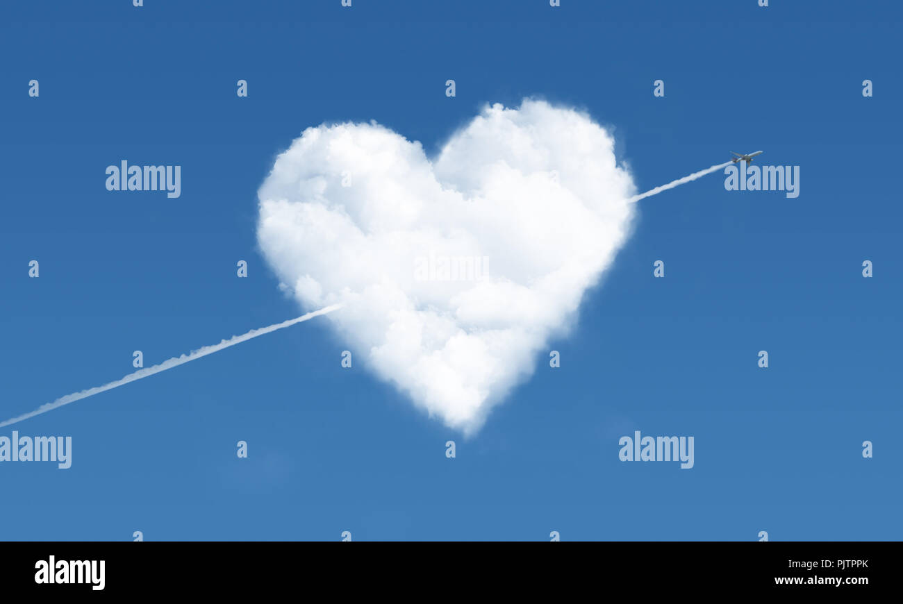 Herz geformte Wolke und Flugzeug in den Himmel 2. Stockfoto