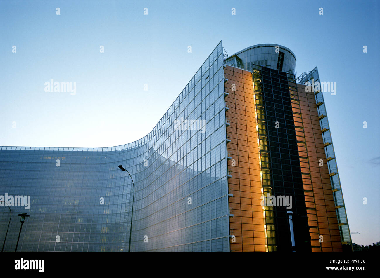 Das Berlaymont-gebäude der Europäischen Kommission in Brüssel (Belgien, 20/01/2005) Stockfoto