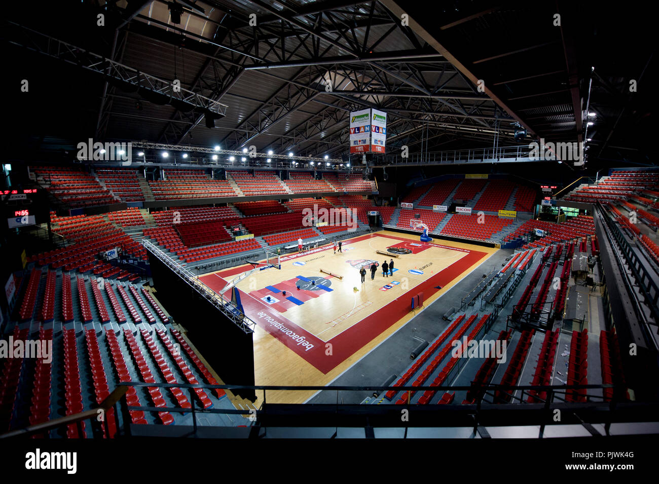 Die Spiroudome Indoor Arena in Charleroi (Belgien, 12/11/2013) Stockfoto