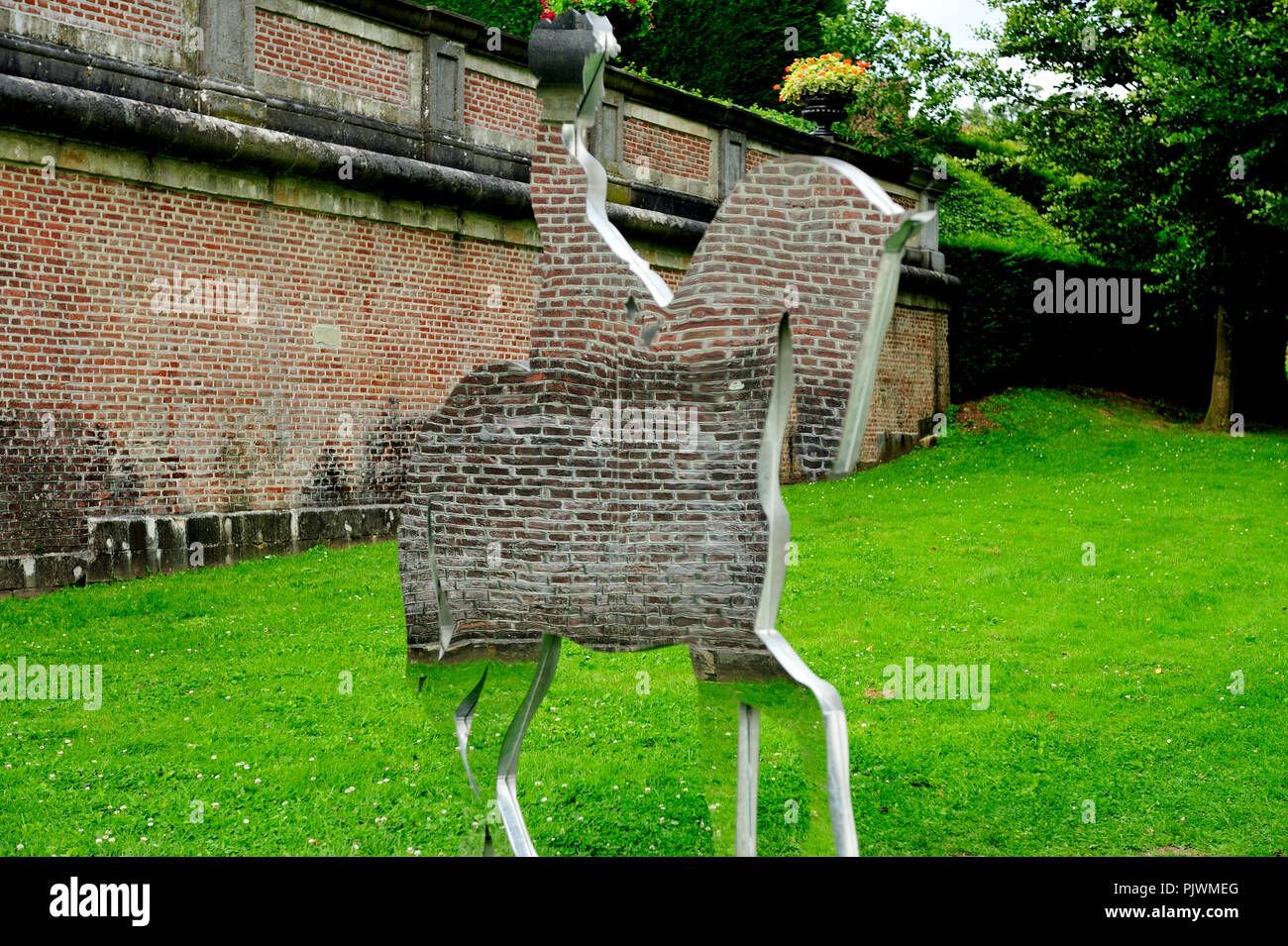 Die gaasbeek Castle in der Nähe von Lennik (Belgien, 09/08/2008) Stockfoto