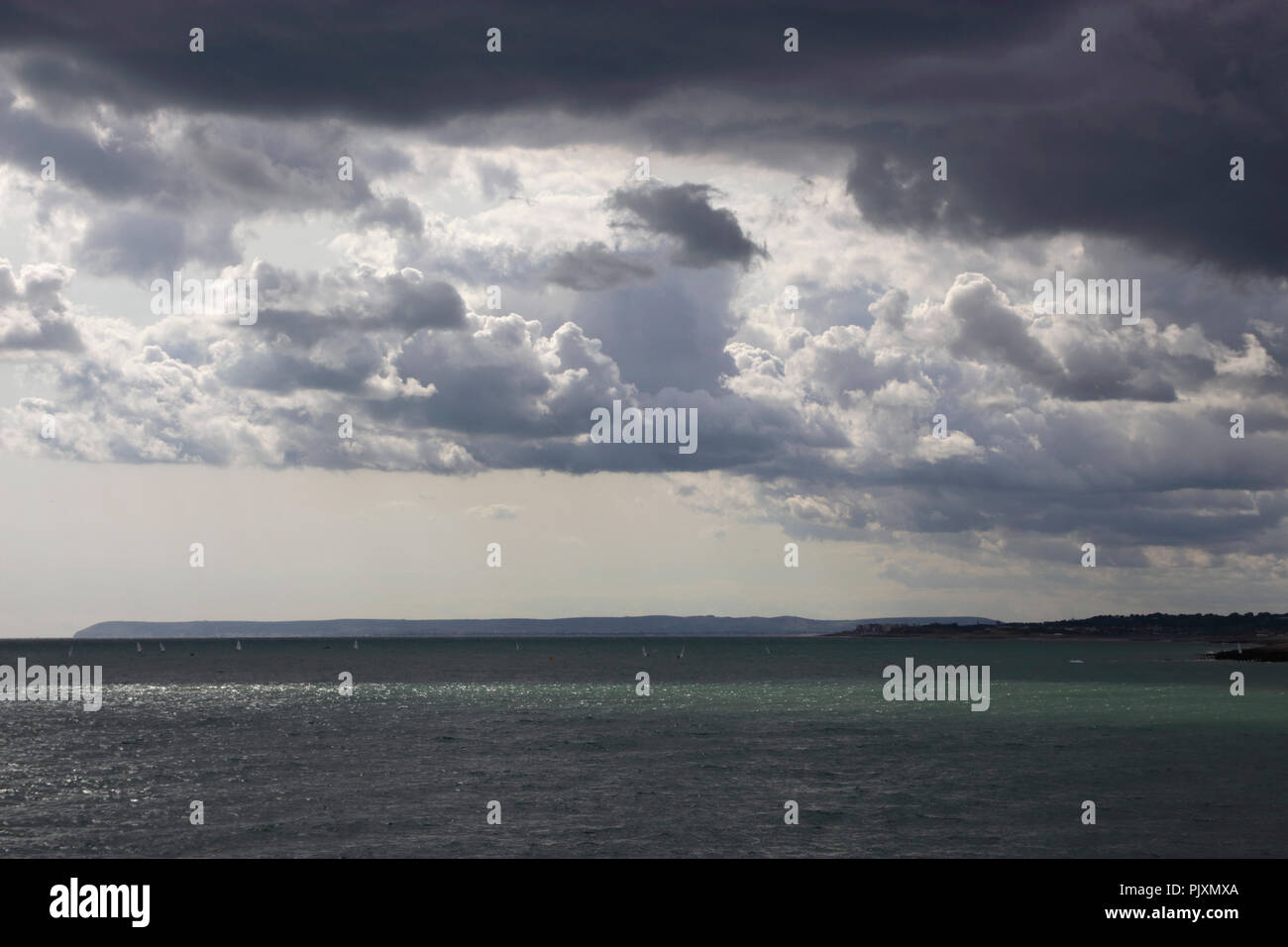 Stürmischen himmel Hastings auf Küste von East Sussex UK Stockfoto