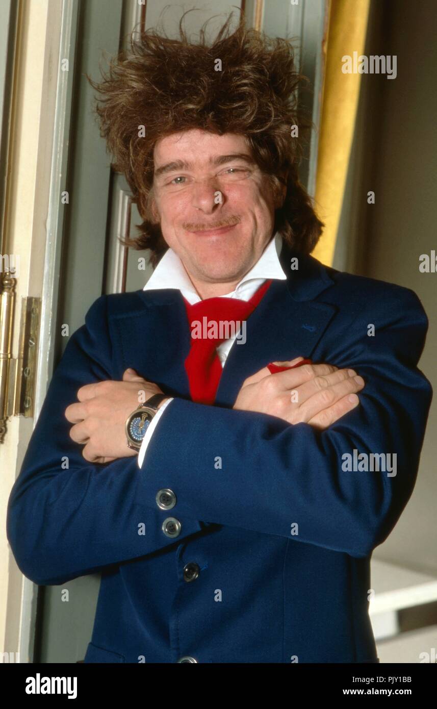 Helge Schneider, deutscher Komiker und Musiker, in München, Deutschland 1992. Deutsche Komiker