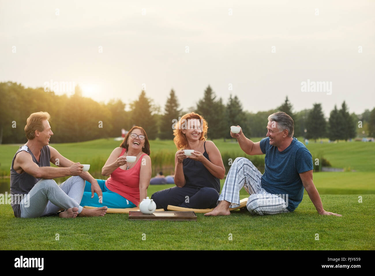 Glückliche Menschen lachen. Stockfoto