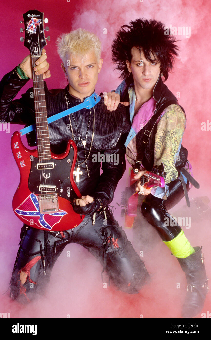 Billy Idol (V.l. Billy Idol und Steve Stevens) am 25.06.1984 in München. |  Verwendung weltweit Stockfotografie - Alamy