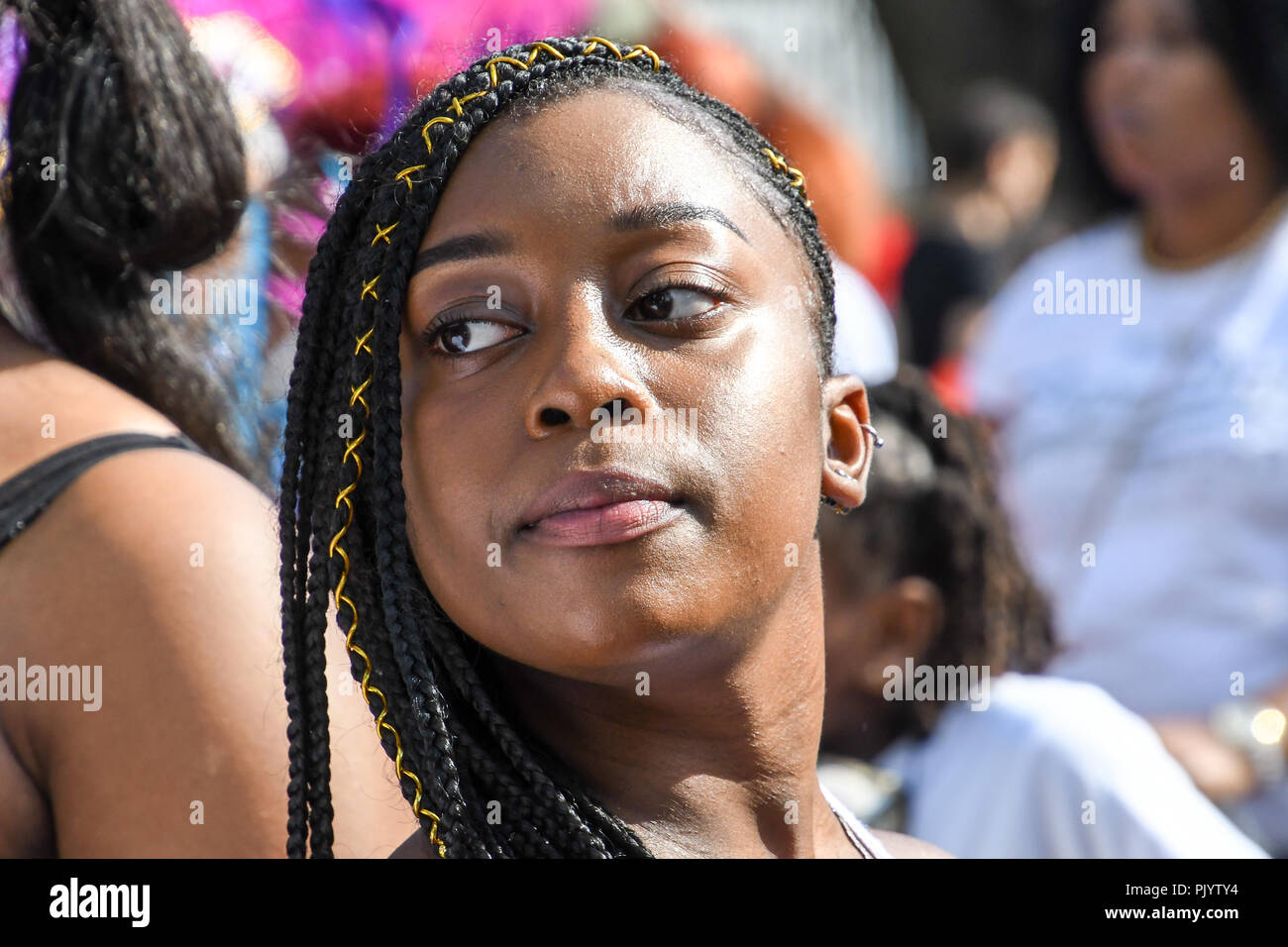 London, Großbritannien. 9. September 2018. Hunderte von beobachten die Prozession der jährlichen Hackney Karnevalsumzug 2018 Am 9. September 2018, London, UK Bild Capital/Alamy leben Nachrichten Stockfoto