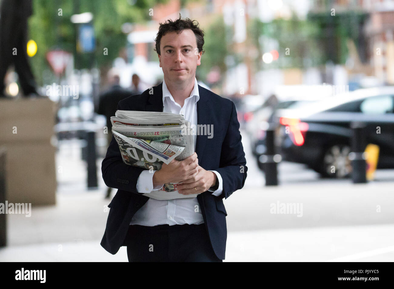 London, Großbritannien, 9. September 2018. Sam Coates, Stellvertretender politischer Herausgeber der Zeit kommt an BBC Studios in London auf der Andrew Marr Show zu erscheinen. Credit: Vickie Flores/Alamy leben Nachrichten Stockfoto