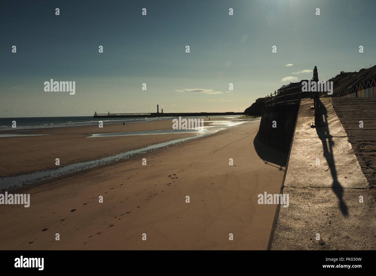 Whitby, Literature und Robin Hood's Bay, Ostküste, North Yorkshire Seestücke und Landschaften bei Sonnenaufgang. Stockfoto