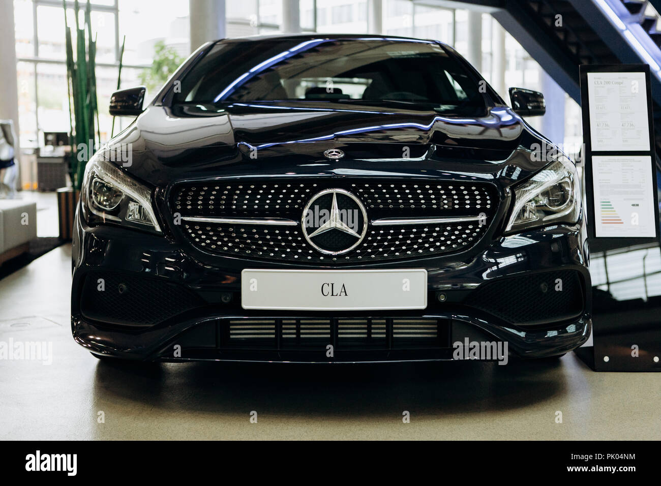 Black Mercedes Benz Cars Stockfotos Und Bilder Kaufen Alamy