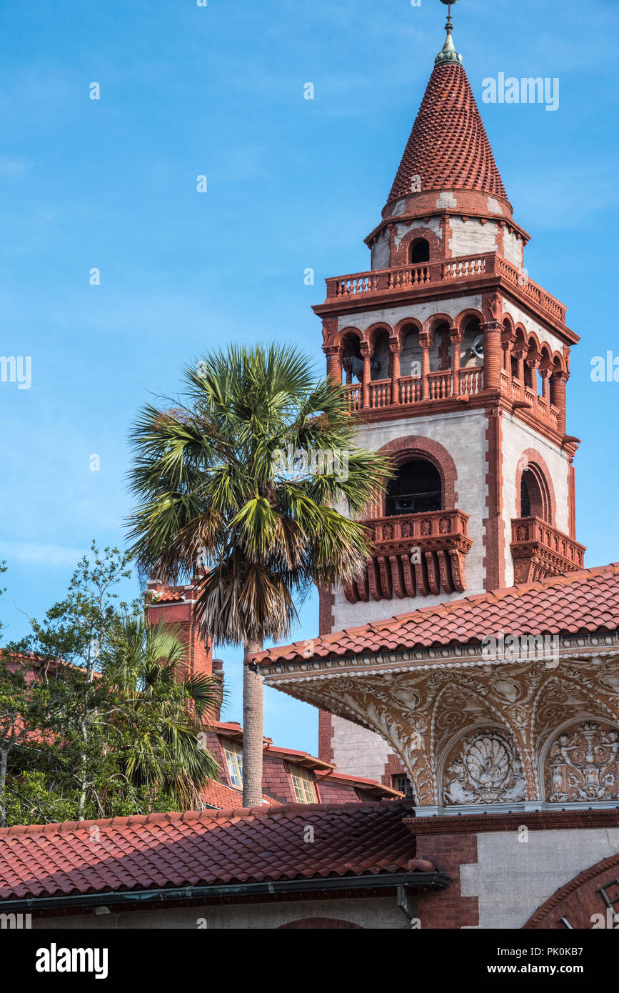 Flagler College Turm im historischen Zentrum von St. Augustine, Florida. (USA) Stockfoto