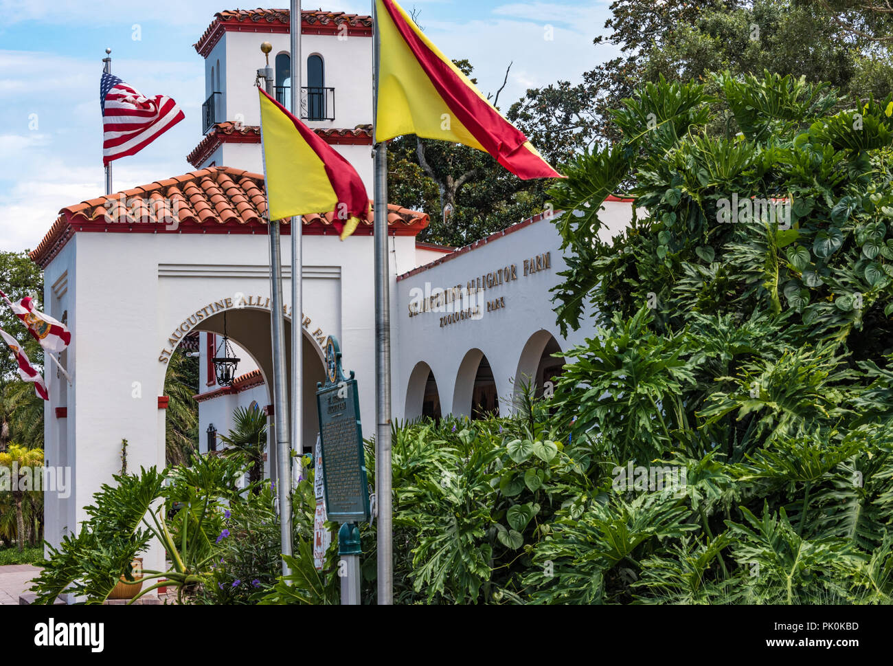 St. Augustine Alligator Farm Tierpark, eine beliebte Touristenattraktion, öffnete seine Türen 1893 auf Anastasia Island, St. Augustine, FL. (USA) Stockfoto