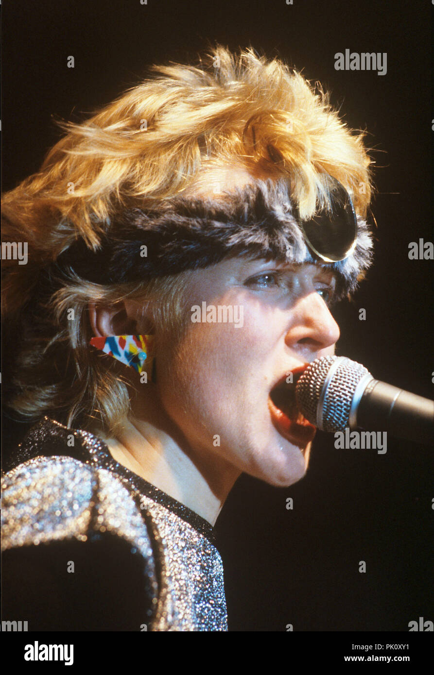 Annette Humpe (Ideal) am 10.12.1981 in München. | Verwendung weltweit Stockfoto