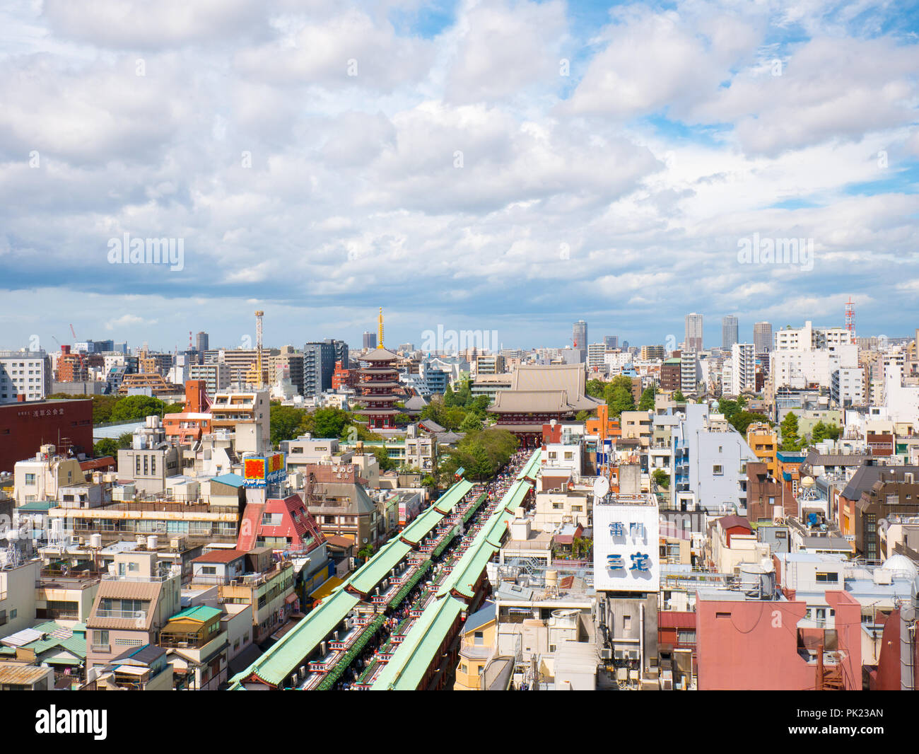 Tokio, Japan. September 8, 2018, Blick auf die wunderschöne Senso-ji Tempel. Die Senso-ji buddhistischen Tempel ist das Symbol von Asakusa in Japan. Urlaub-Konzept. Stockfoto