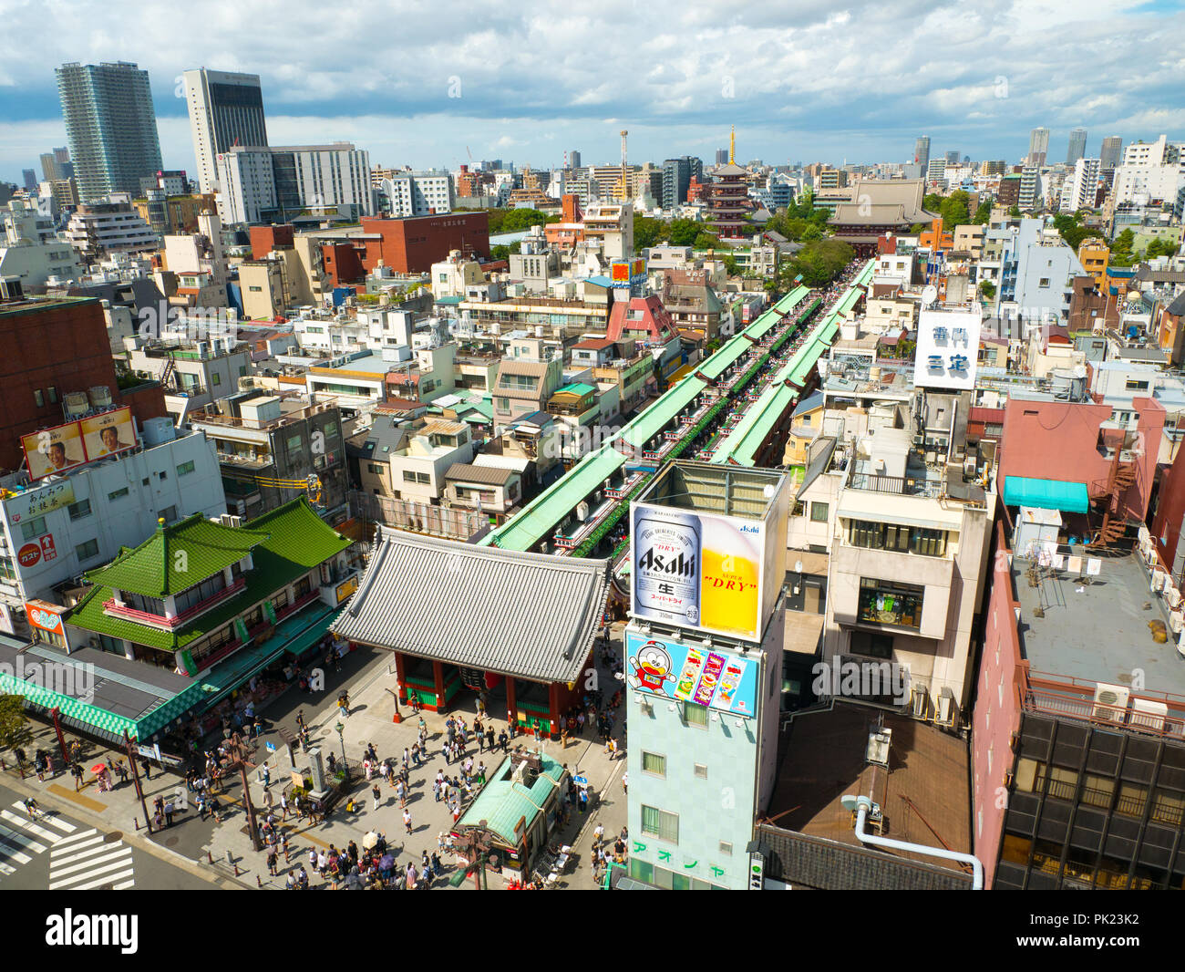 Tokio, Japan. September 8, 2018, Blick auf die wunderschöne Senso-ji Tempel. Die Senso-ji buddhistischen Tempel ist das Symbol von Asakusa in Japan. Urlaub-Konzept. Stockfoto