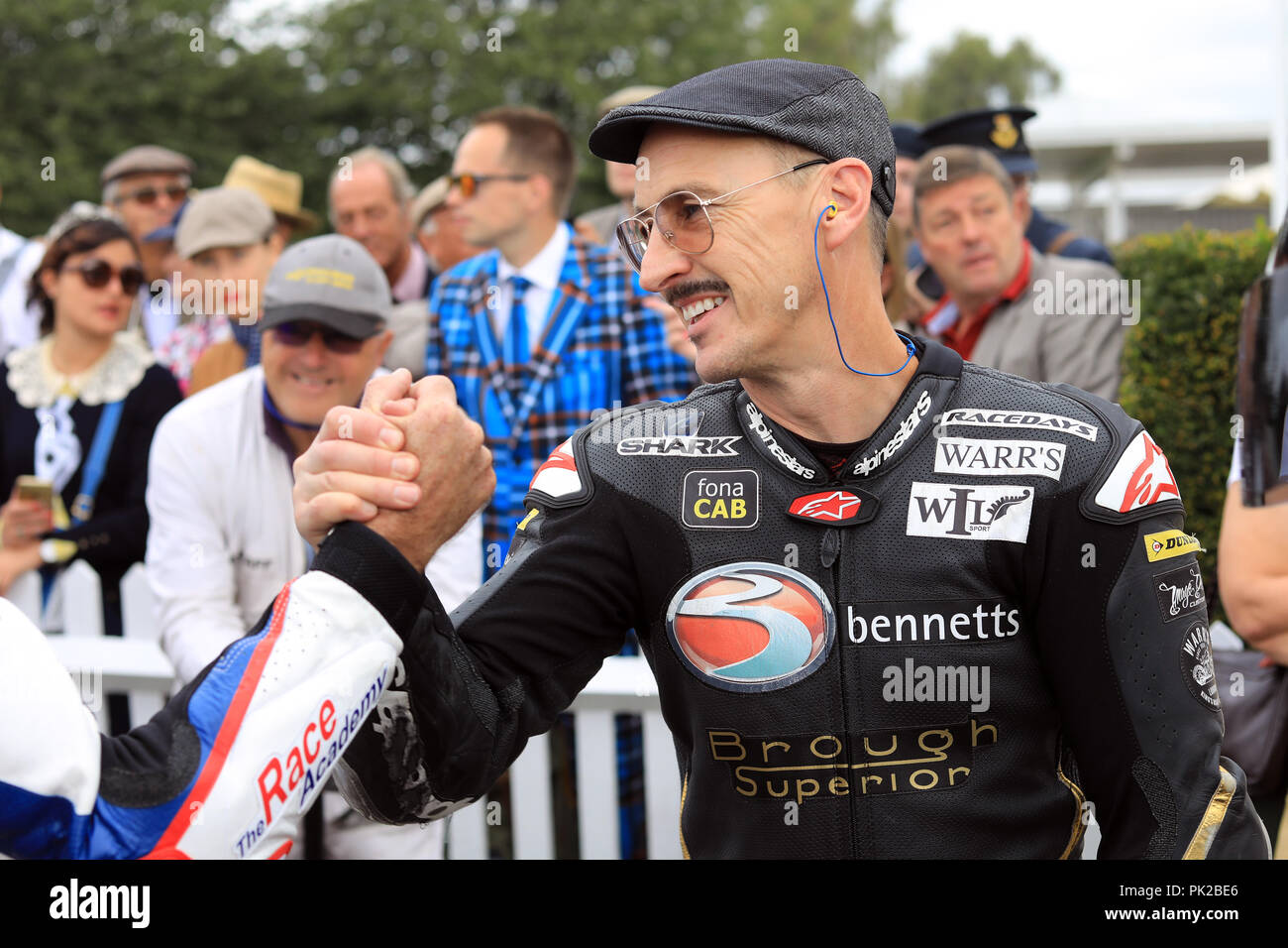 Chichester, Großbritannien. 9. Sep 2018. Aktion aus dem Goodwood Revival 2018 - Foto zeigt Jeremy McWilliams vor der Barry Sheene Memorial Motorrad Rennen Credit: Oliver Dixon/Alamy leben Nachrichten Stockfoto