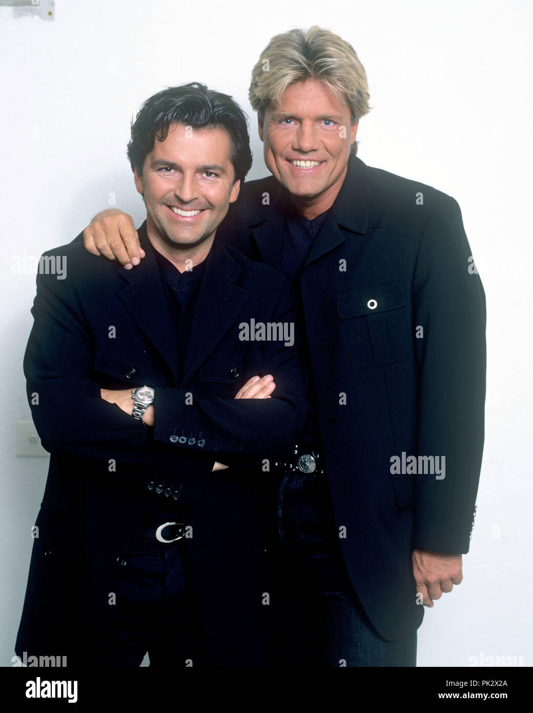 Modern Talking (L-R): Thomas Anders, Dieter Bohlen am 03.04.1998 in Böblingen. | Verwendung weltweit Stockfoto