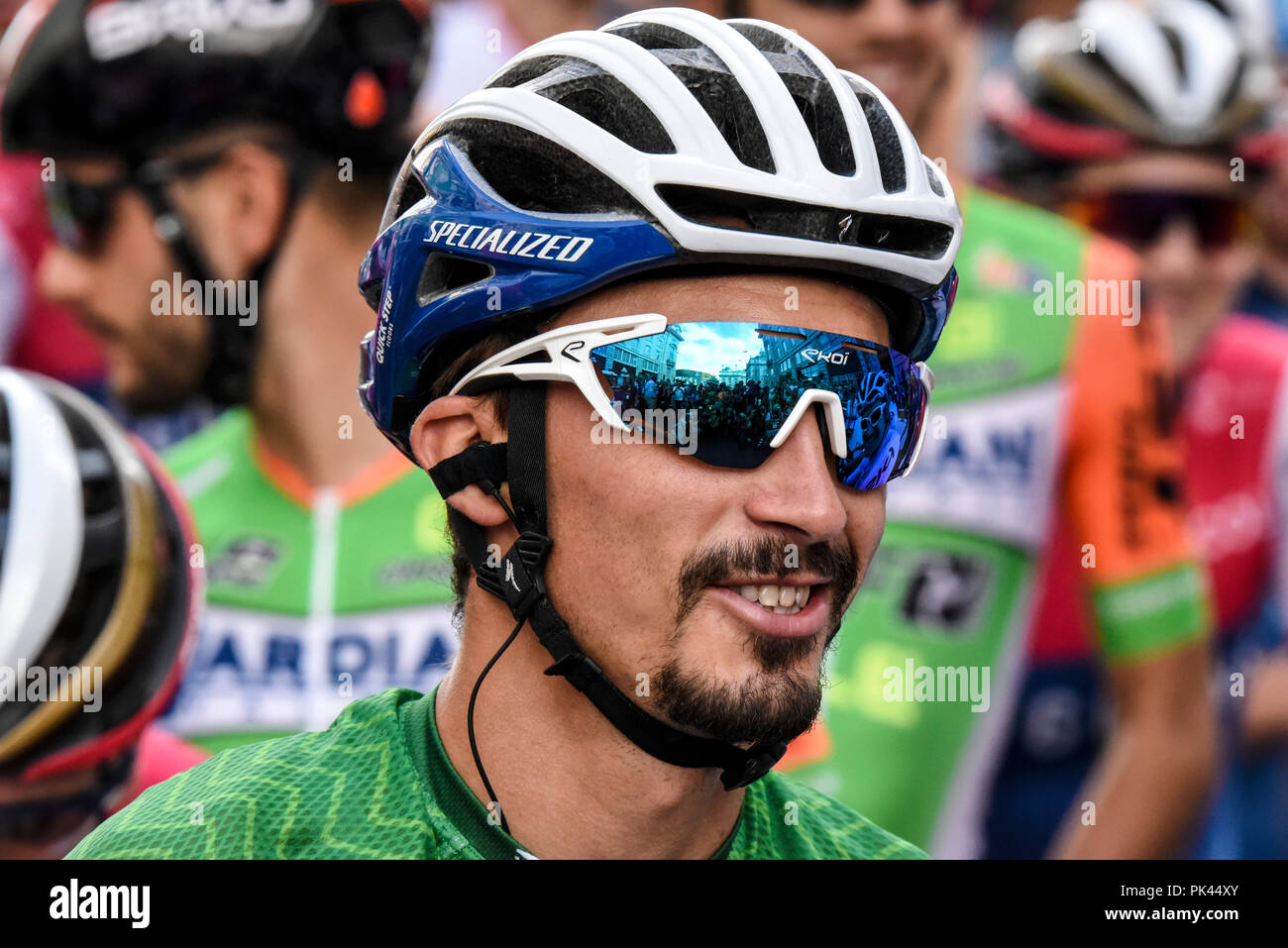 Julian Alaphilippe des schnellen Schrittes Etagen sind die Ovo Energy Tour von Großbritannien Radrennen, Stadium 8, London, UK. Gewinner der allgemeinen Klassifizierung. Reflexion Stockfoto