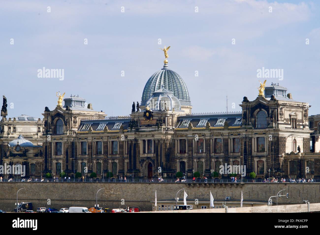 Staatliche akademie der bildenden ka nste Fotos und Bildmaterial in