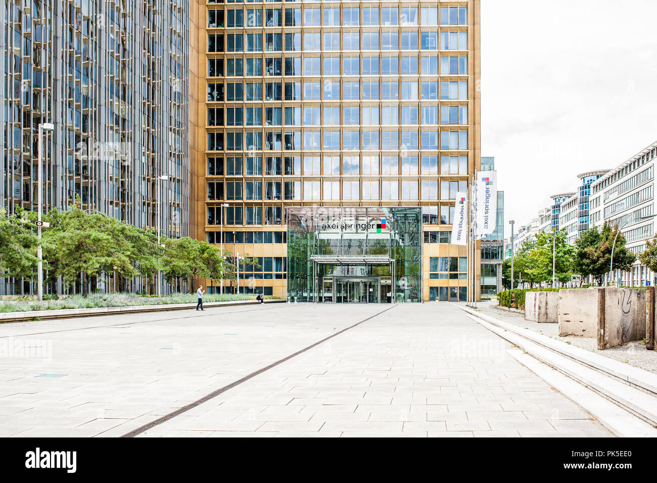 Außenansicht der Axel Springer Verlag Hauptquartier, die größte Digital Publishing House in Europa. Das Unternehmen ist in mehr als 40 Ländern aktiv Stockfoto