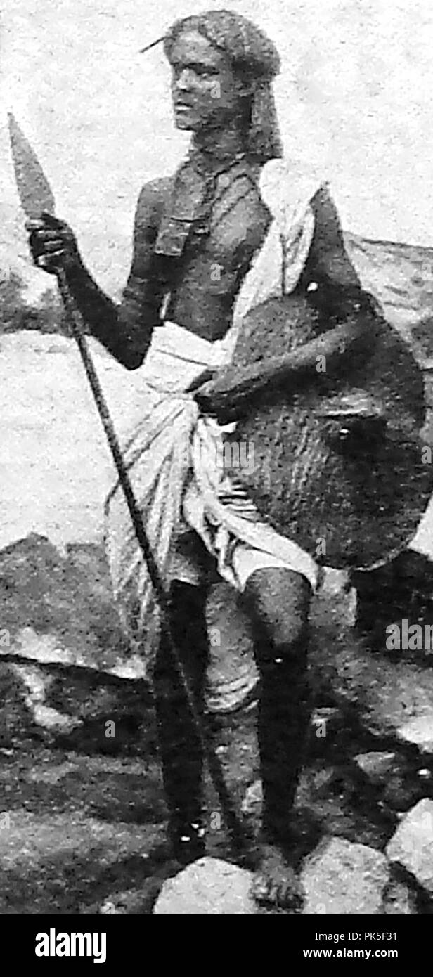 1920er Bild - Nationale Kleid zu dieser Zeit - eine Sudanesische tribesman vom Oberen Nil Stockfoto