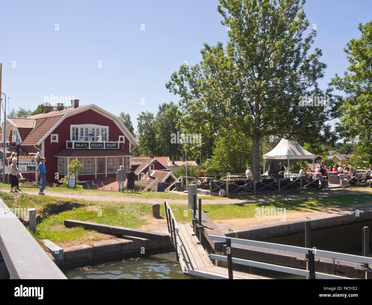 Kajutan Restaurant und Unterkünfte von Göta Kanal bei Sjötorp am östlichen Ufer des Sees Vänern in Schweden Stockfoto