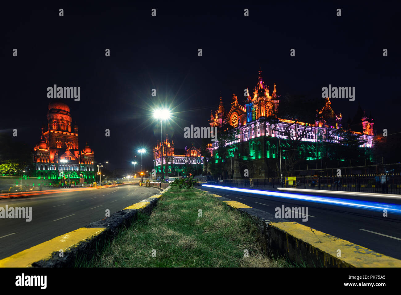 Die ikonischen CST Bahnhof in Mumbai gut beleuchtet am 15. August, Tag der Unabhängigkeit von Indien Stockfoto