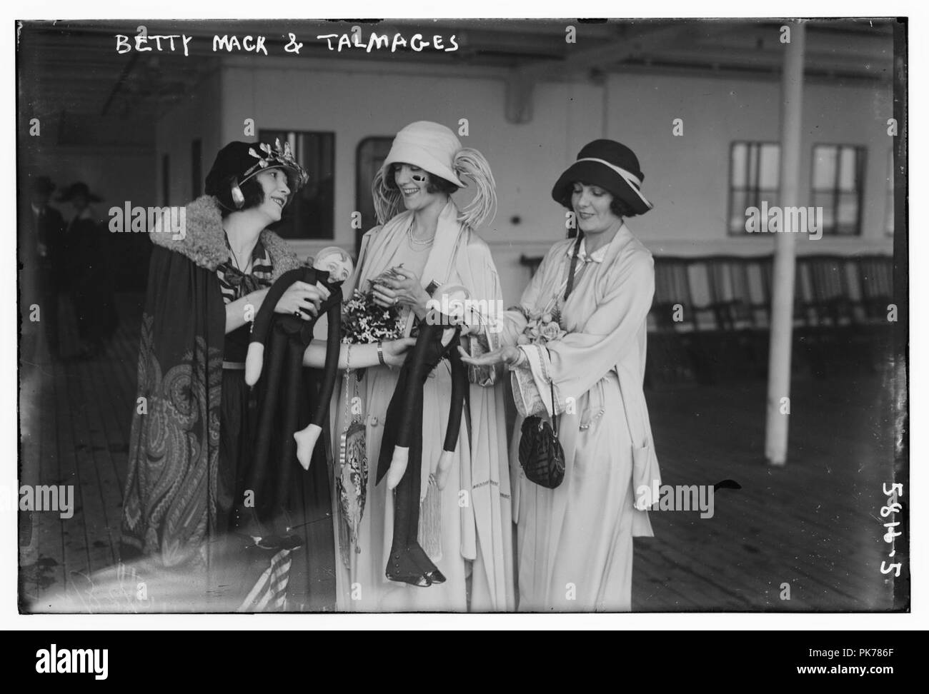 Betty Mack und Talmages (d. h. Connie und Norma Talmadge) Stockfoto