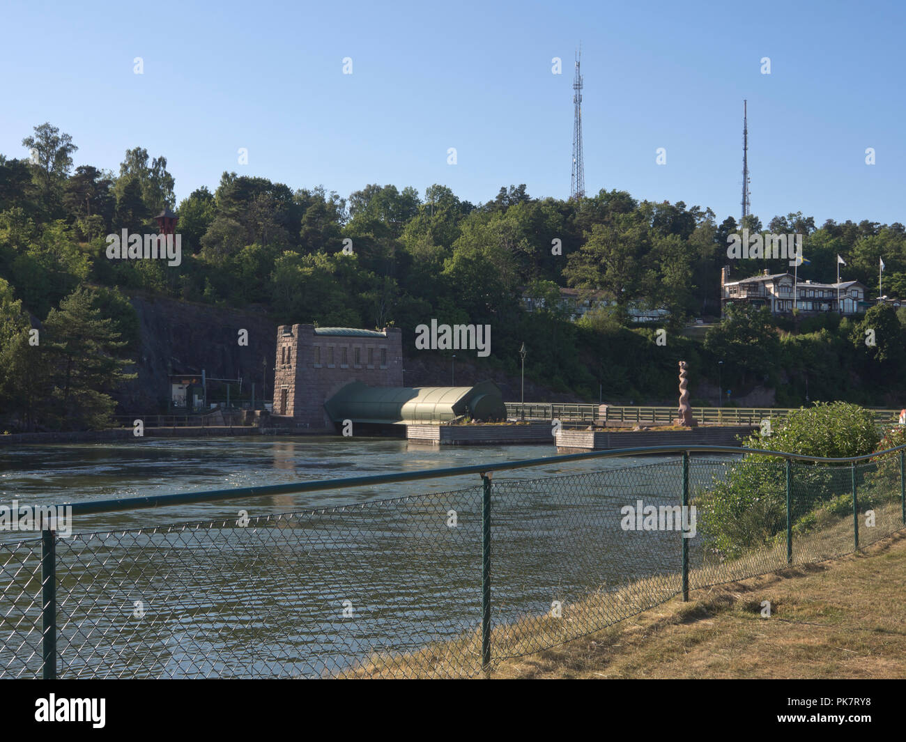 Trollhättan eine Industriestadt in Västra Götaland, Schweden, alten Kraftwerk und den Fluss Göta Stockfoto