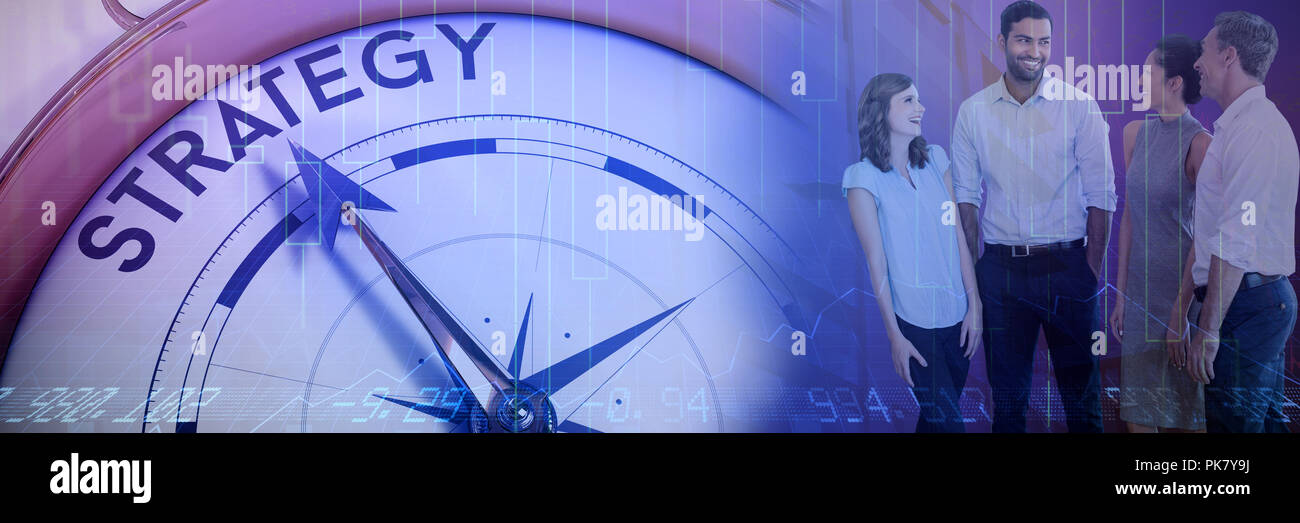 Das zusammengesetzte Bild von Happy business Menschen reden gegen den weißen Hintergrund Stockfoto