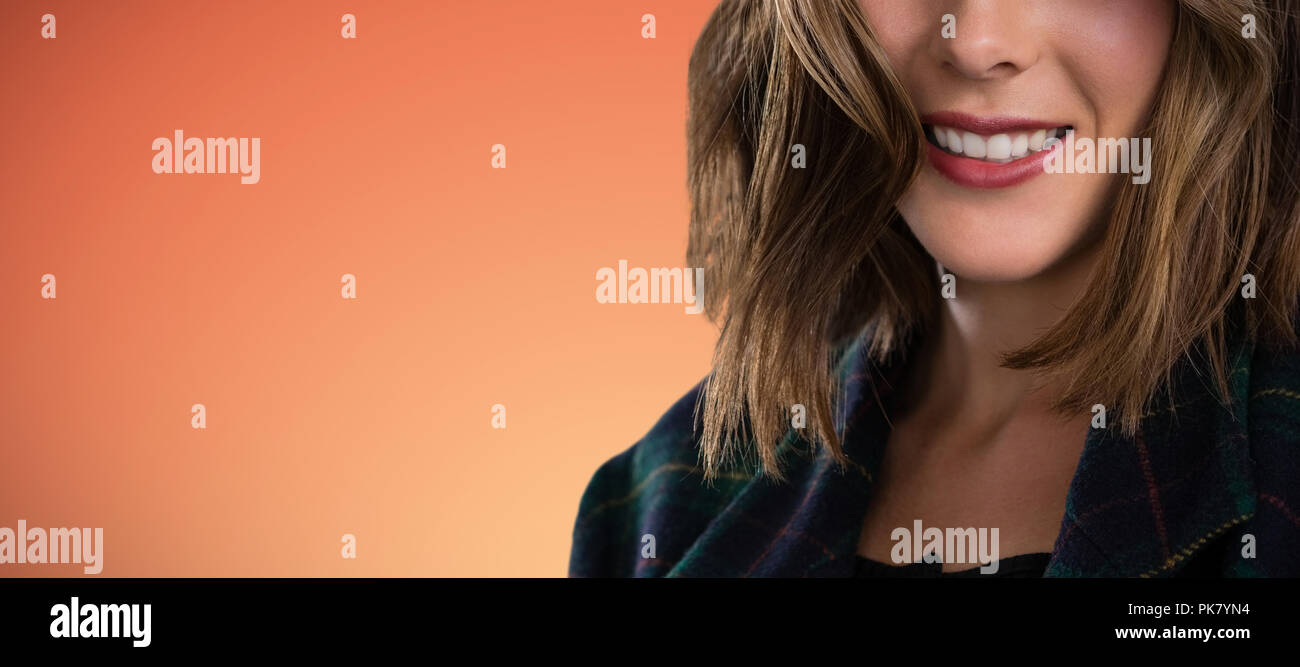 Das zusammengesetzte Bild im Close up Porträt der jungen Frau mit braunem Haar Stockfoto