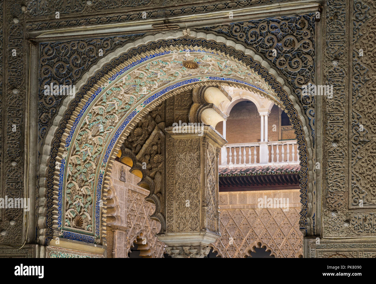 Künstlerisch maurischen architektonischen Details im Alcazar von Sevilla, Provinz Sevilla, Andalusien, Spanien Stockfoto