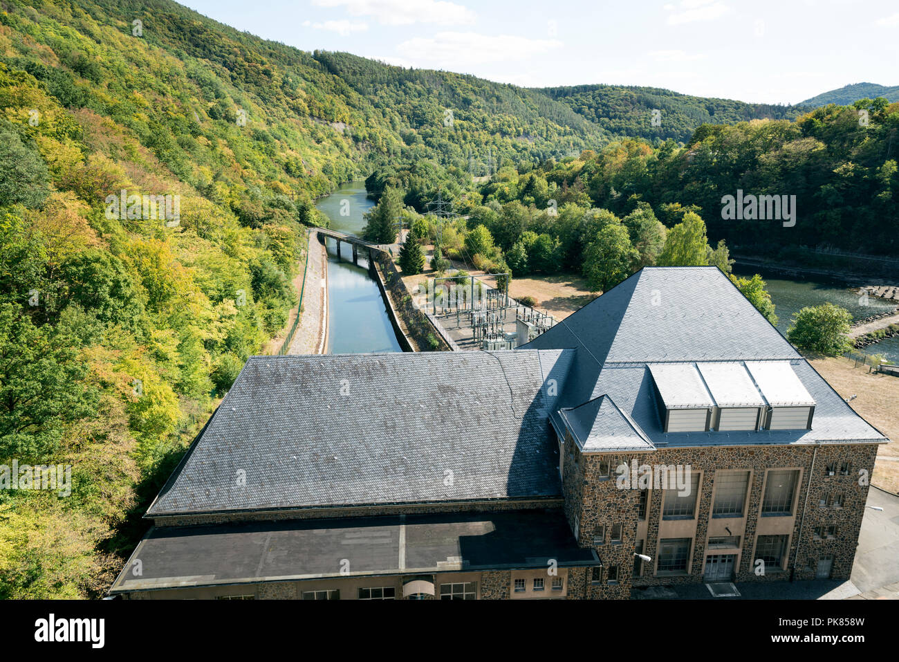 Staudamm von Edersee bei Niedrigwasser, Hessen, Deutschland, Europa Stockfoto