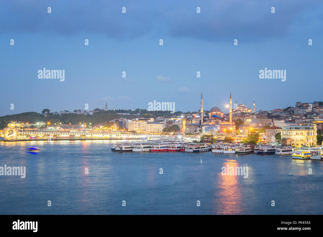 Istanbul bei Nacht, Türkei Stockfoto