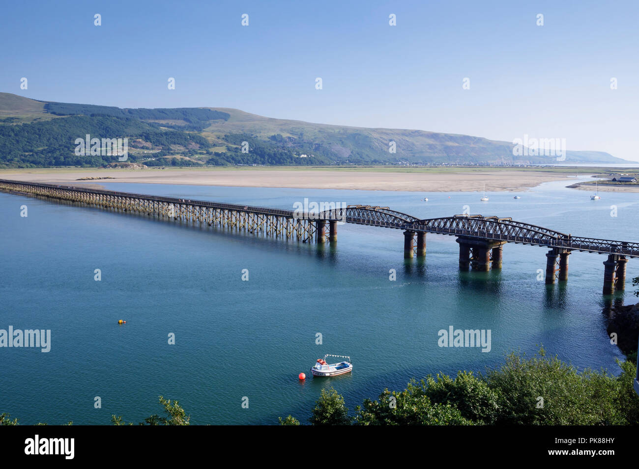 Barmouth Bridge An Der M ndung Des Mawddach Barmouth Gwynedd Wales barmouth-bridge-an-der-m-ndung-des-mawddach-barmouth-gwynedd-wales
