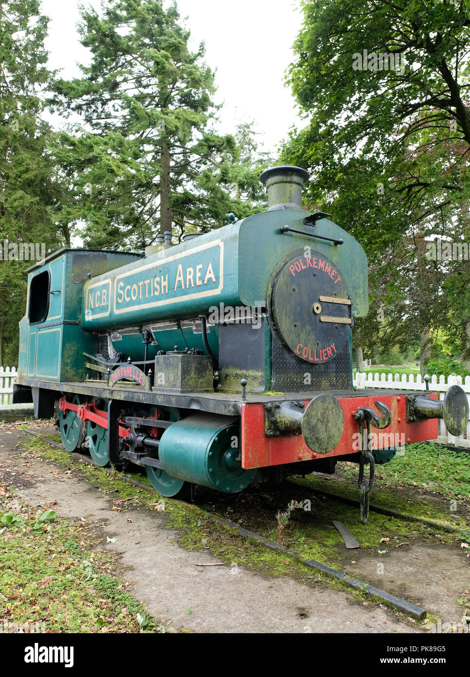 Die ehemalige NZB Lokomotive, die 1175 Dardanellen nun im Polkemmet Country Park, in der Nähe von Whitburn, West Lothian. Stockfoto