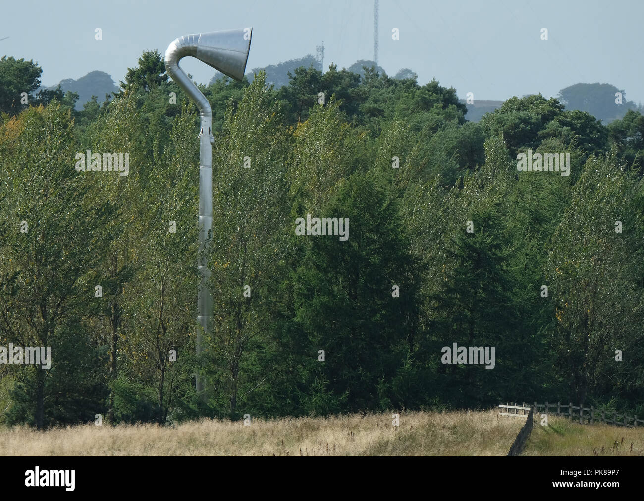 Die Hupe art Installation, die die Autobahn M8 mit Blick auf von seiner Lage in Polkemmet Country Park, West Lothian. Stockfoto