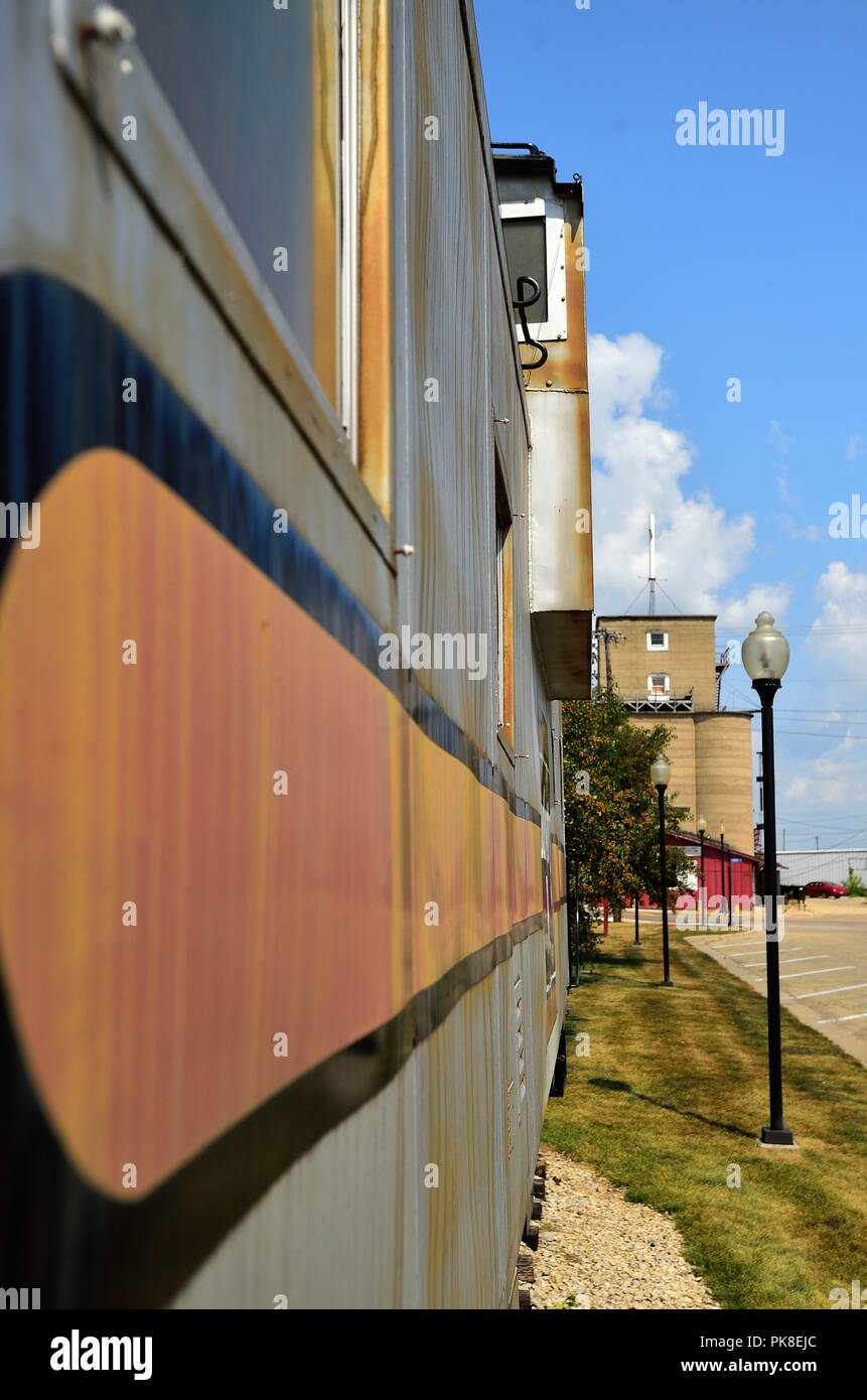 Princeton, Illinois, USA. Ein Blick darauf, wie es schien, in Princeton, Illinois, während der Fahrt auf einer seiner Plattform Schritte ankommen. Stockfoto