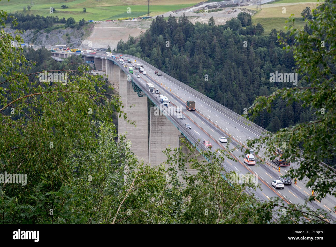 Europa Brücke in Innsbruck, Österreich Stockfoto