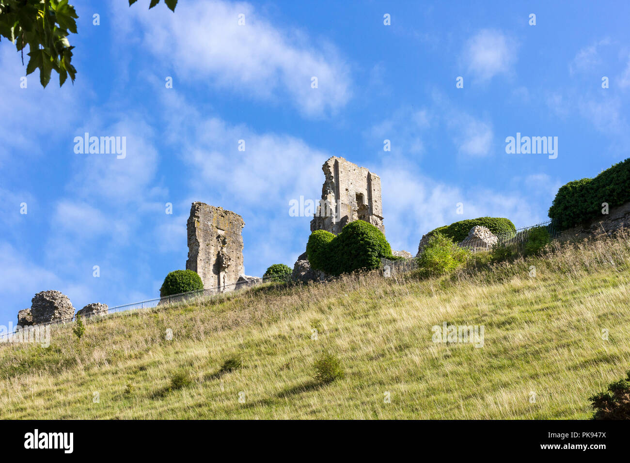 Corfe Castle Ruinen, Dorset, Großbritannien Stockfoto