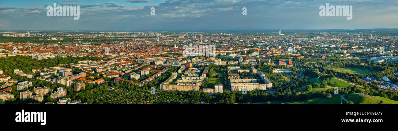 Antenne Panorama von München. München, Bayern, Deutschland Stockfoto