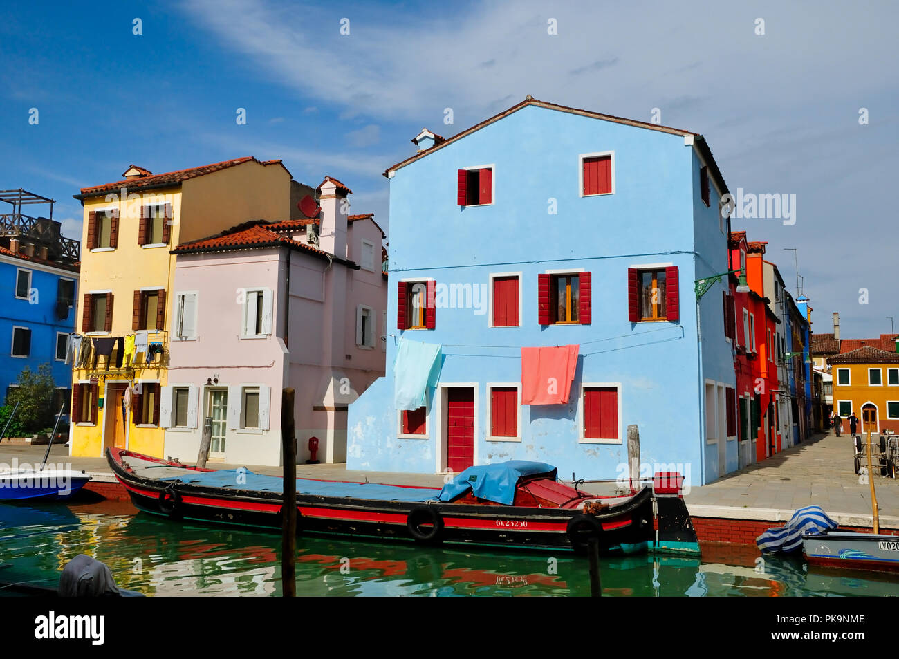 Bunte Häuser auf Burano, Venedig, Italien Stockfoto