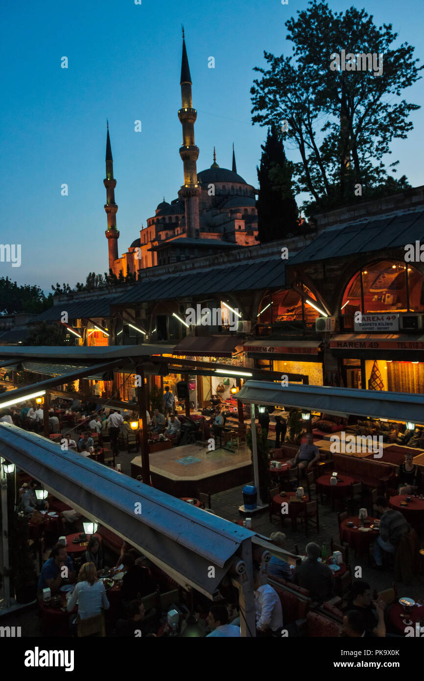 Nacht Blick auf die Blaue Moschee (Sultan Ahmed Moschee), Istanbul, Türkei Stockfoto