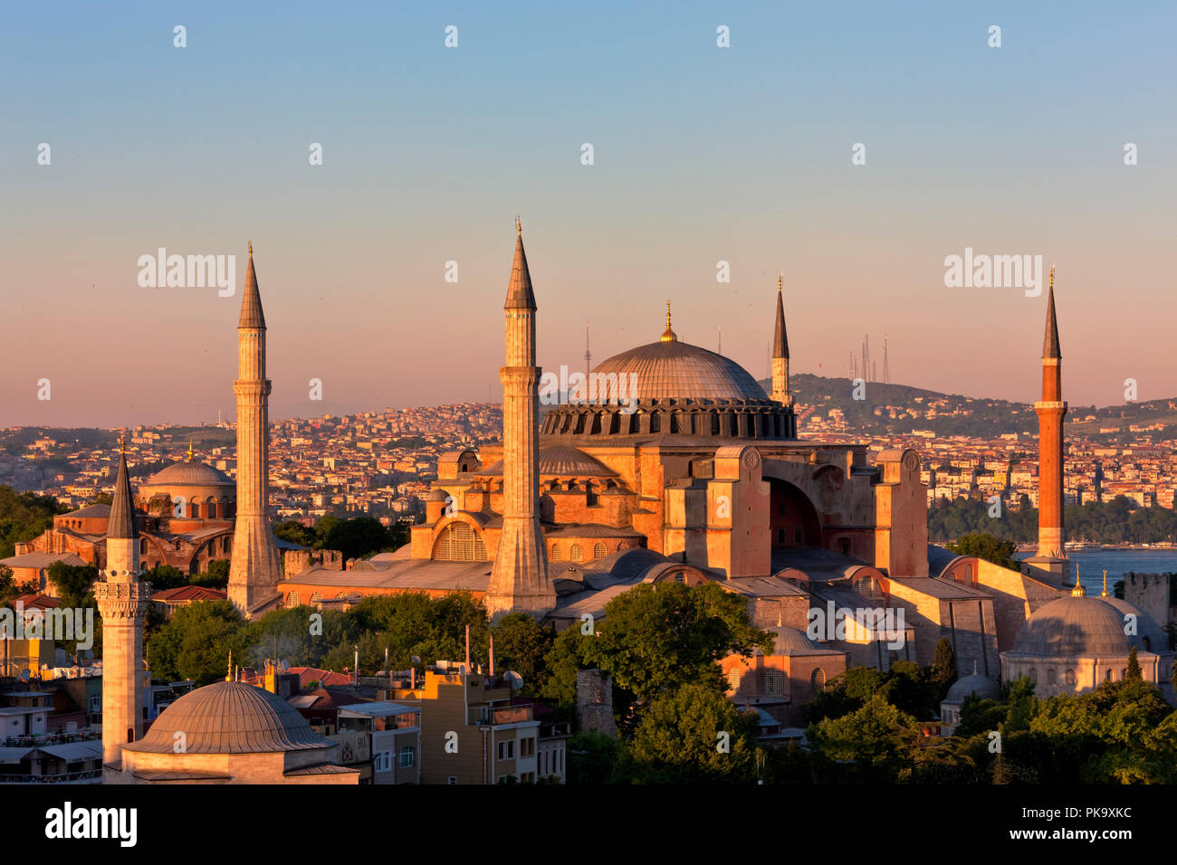 Die Hagia Sophia bei Sonnenuntergang, Istanbul, Türkei Stockfoto