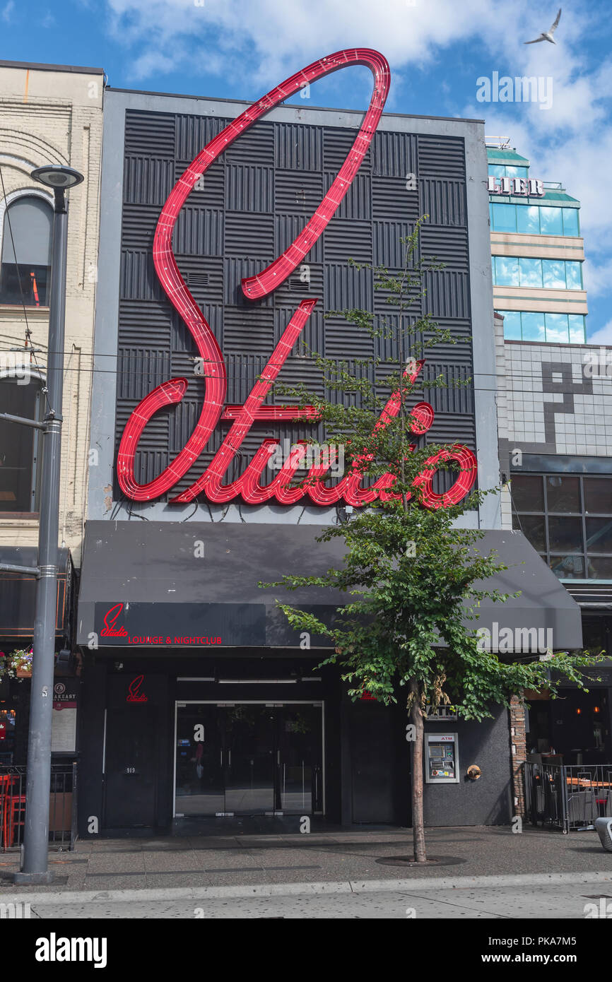 Granville Street im Herzen von Vancouver, British Columbia, Kanada; Stockfoto