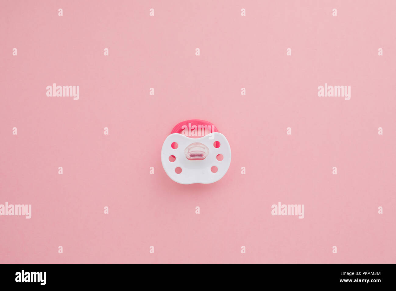 Baby Silikon Schnuller in rosa Farbe Stockfoto