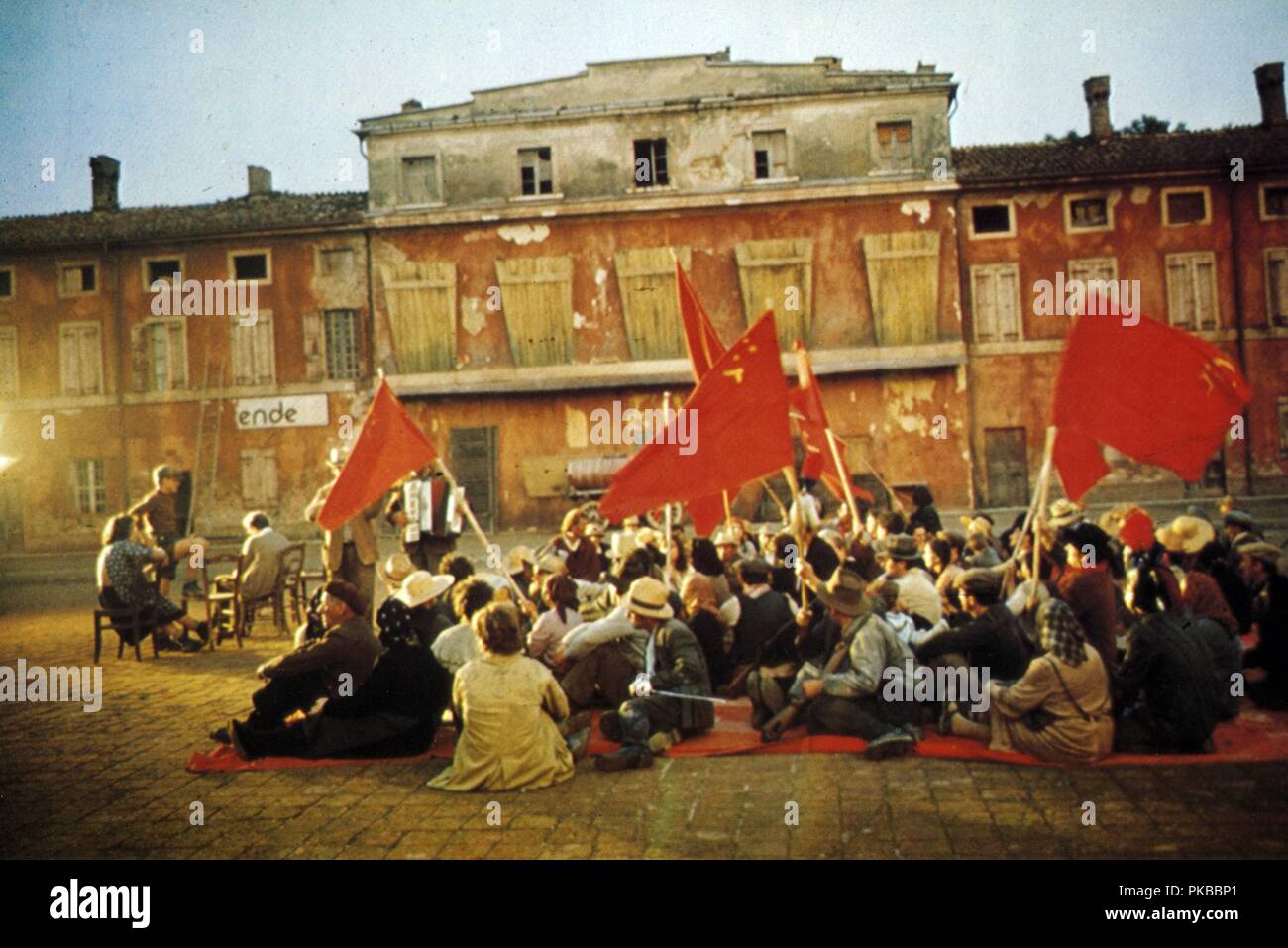 1900 Novecento (Teil zwei) Jahr: 1979 in Italien unter der Regie von Bernardo Bertolucci Stockfoto